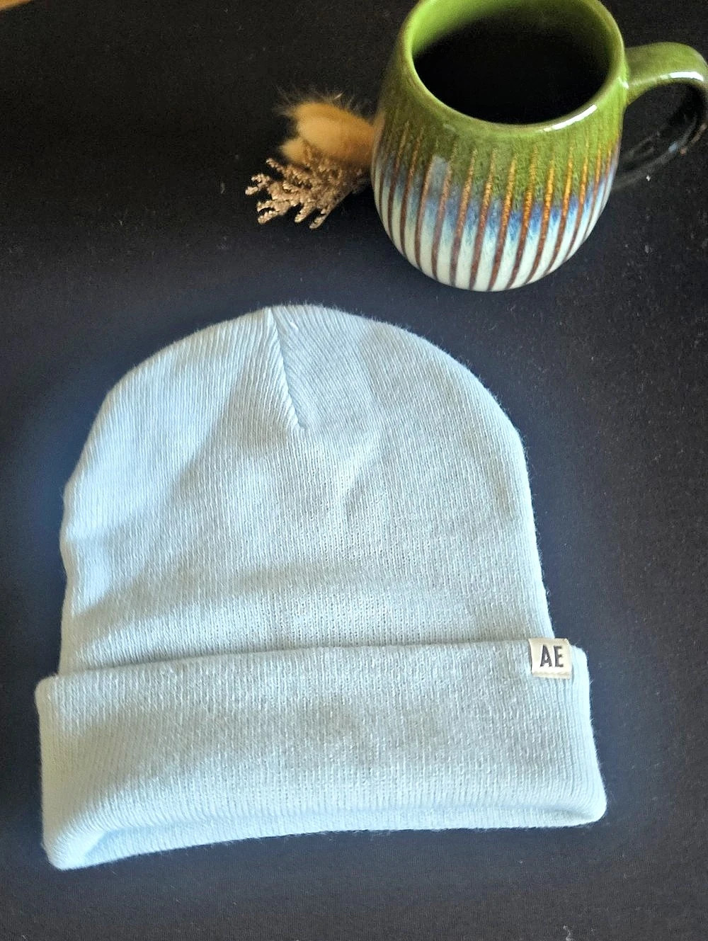 American Eagle Color Block Beanie in White Like New Star Trek Wardrobe